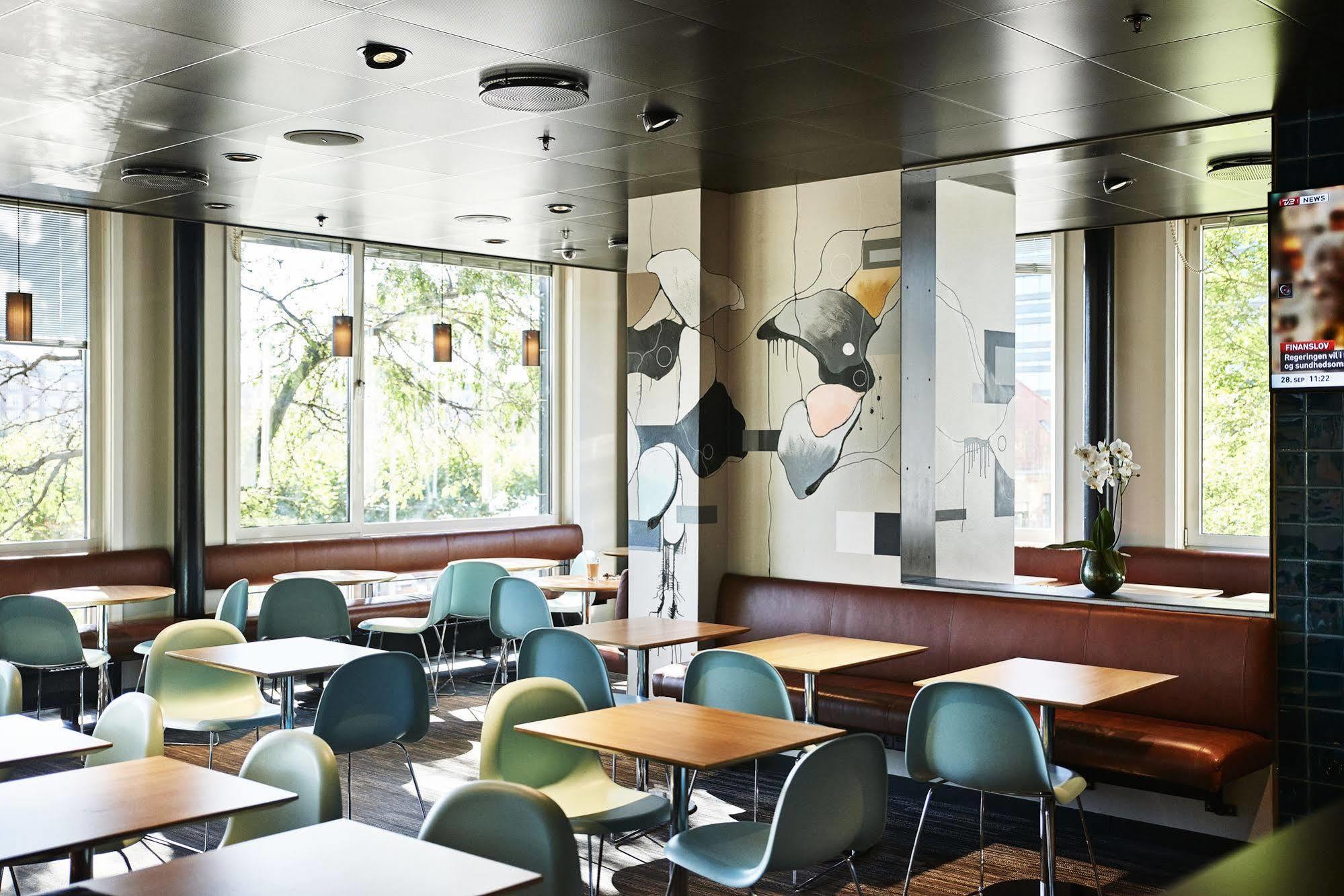 Danhostel Copenhagen City & Apartments Экстерьер фото The interior of the restaurant